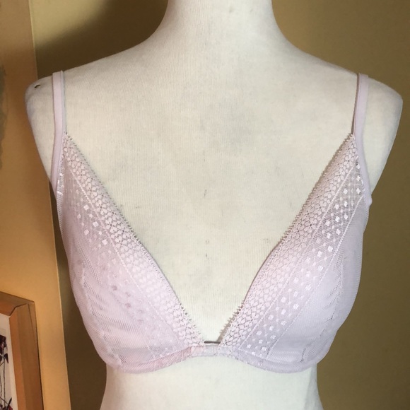 VICTORIA SECRET Size 34DD Incredible Plunge PushUp Lace Pad Underwire $68 NEW - Picture 7 of 13
